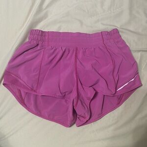 Lululemon Hotty Hot shorts in sonic pink 2.5 inch low rise